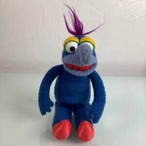 Vintage Jim Henson Gonzo Muppet Doll plush toy 14” fisher Price 1981 EUC